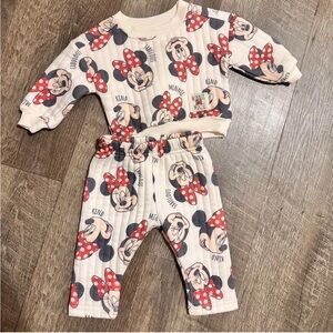 Infant Minnie Mouse Outfit
